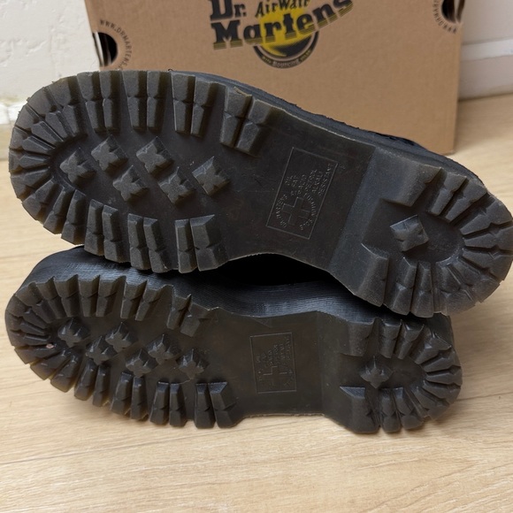 RARE Dr Martens Jadon Velvet Platform, SIZE 7 US - Picture 11 of 12